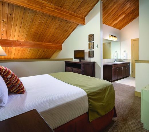 Seventh Mountain Resort