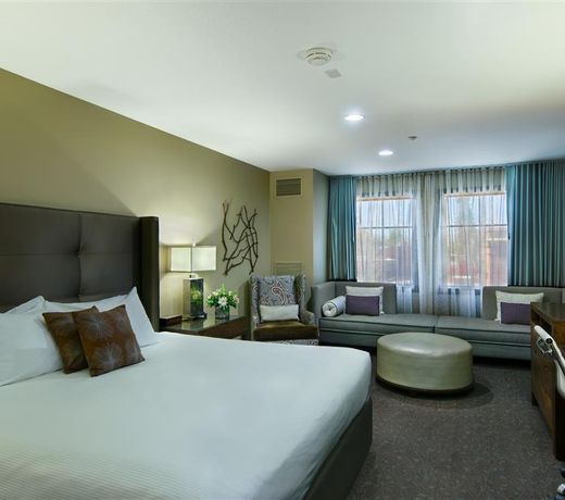 Oxford Hotel Bend
