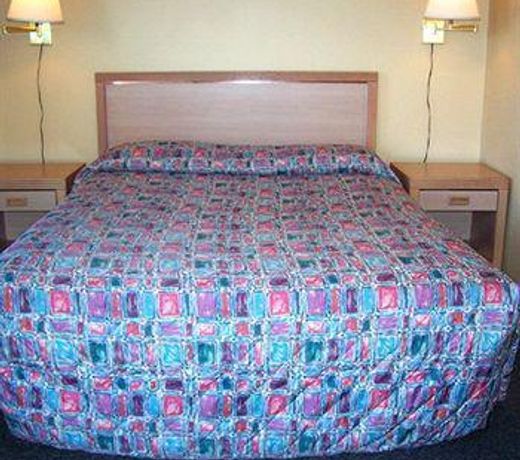 Bend Value Inn