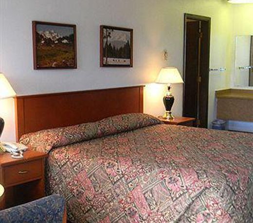 Motel West