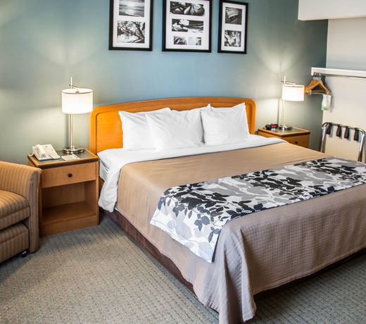 Sleep Inn and Suites Davenport