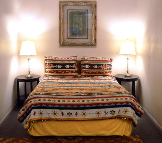 Sedona Uptown Suites