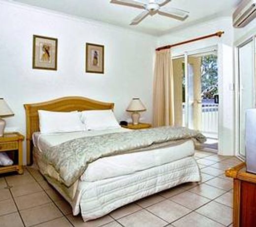 Coral Horizons - Beachfront apartments