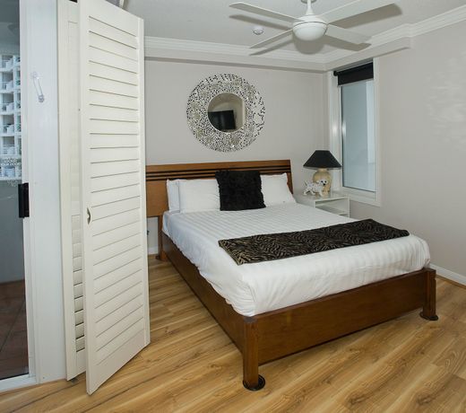 Broadbeach Holiday Apartments