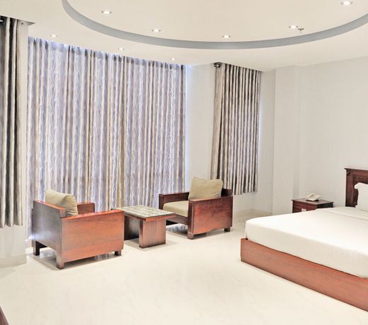 Phoenix Hotel