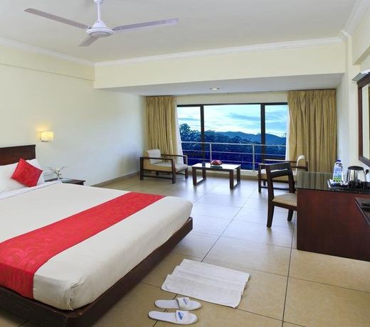 Clouds Valley Hotel