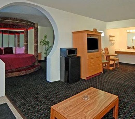 Salina KS Travelodge