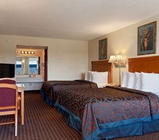 Days Inn by Wyndham Salina South