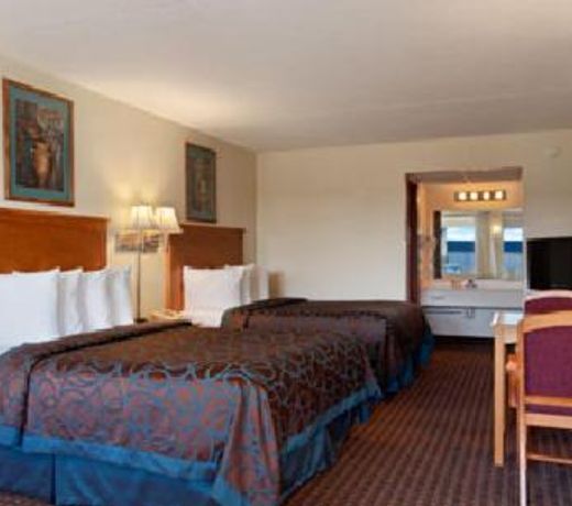 Days Inn by Wyndham Salina South
