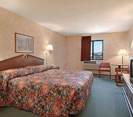 Days Inn by Wyndham Salina I-70