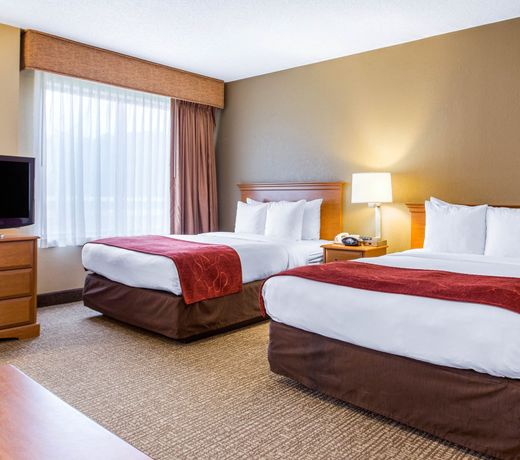 Comfort Suites Wilmington near Downtown