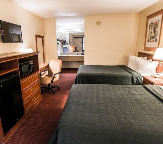 Baymont by Wyndham Wilmington