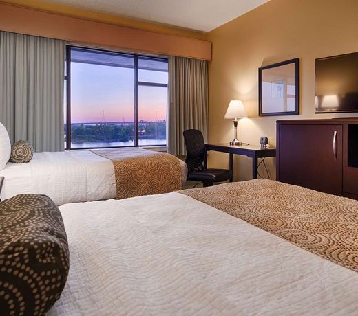 Best Western Plus Coastline Inn
