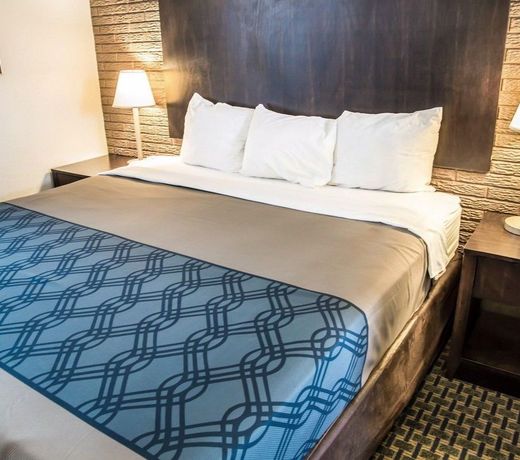 Rodeway Inn & Suites Wilmington North