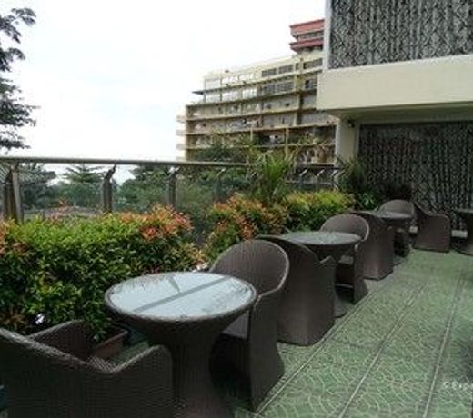 D Circle Hotel