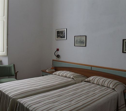 Hotel Croce di Savoia