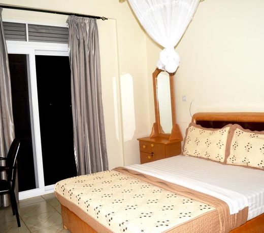 Hotel Top Five