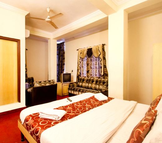 Hotel R-Inn Residency