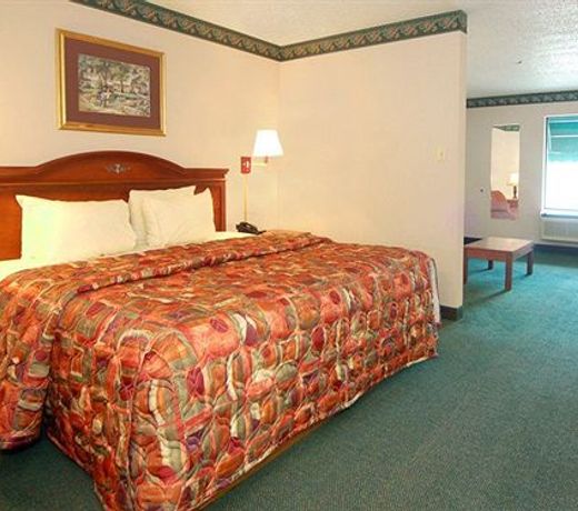 Deluxe Inn