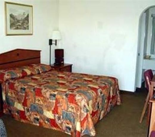Knights Inn Waco South