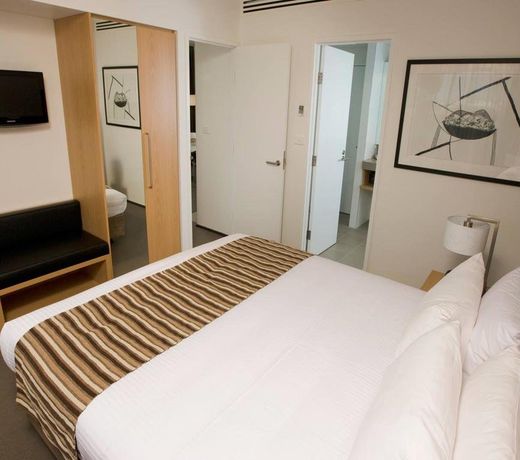 Atura Dandenong