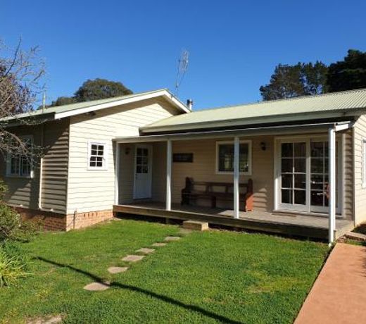 Sutton Forest Cottage