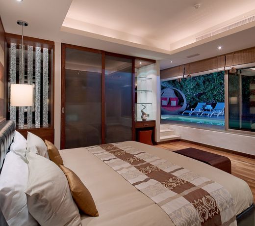 Melia Desert Palm Member of Melia Collection