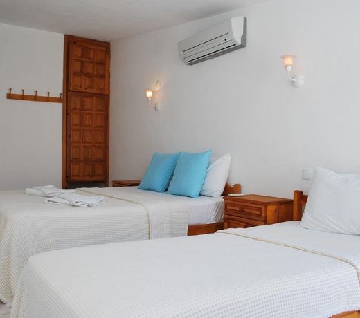 Myra Hotel