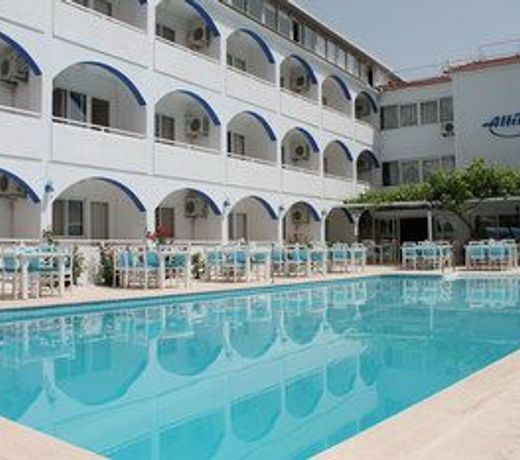 Altinyaz Hotel