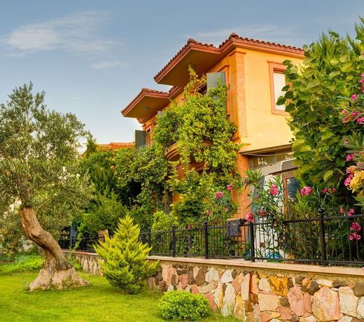 Cunda Battalos Kucuk Hotel