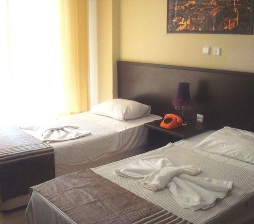 Kartel Hotel