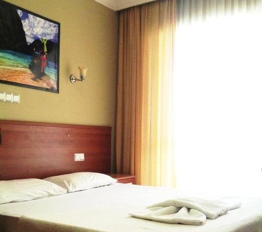 Kartel Hotel