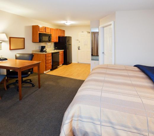 Candlewood Suites Kalamazoo, an IHG Hotel