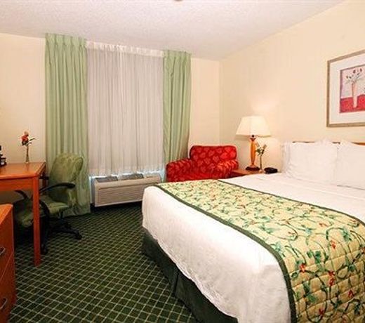 AmericInn by Wyndham Appleton West