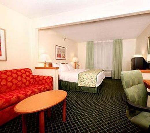 AmericInn by Wyndham Appleton West
