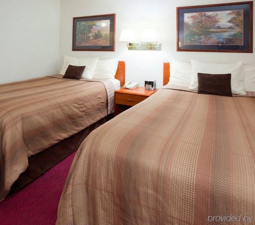 Candlewood Suites Appleton, an IHG Hotel