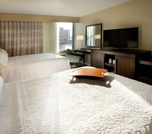 Hampton Inn Green Bay Downtown