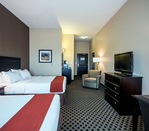 Holiday Inn Express & Suites - Green Bay East, an IHG Hotel