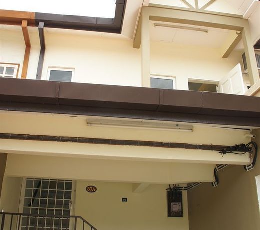 Sunshine Jonker Guesthouse