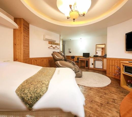 Cheonan Business Hotel