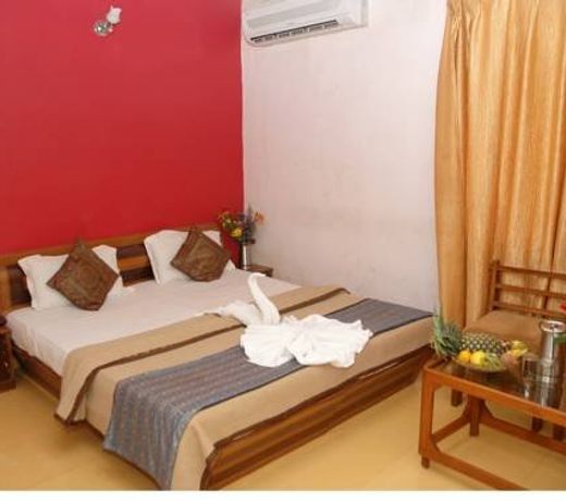 Collection O 30965 Baga Residency