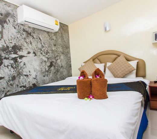Naiyang Discovery Beach Resort SHA