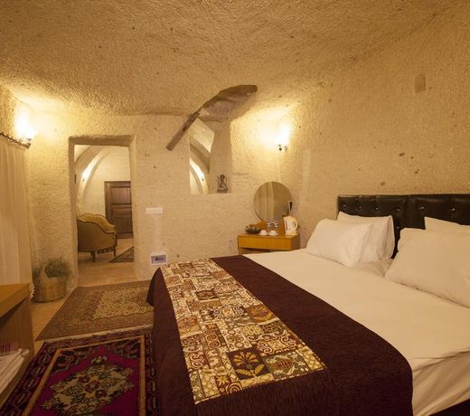 Ortahisar Cave Hotel