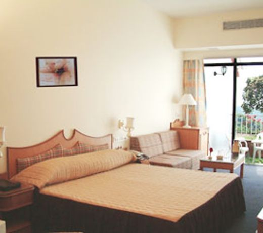 Mango Hotels Valley View