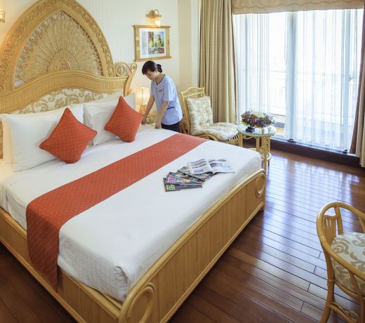 Senriver Hotel