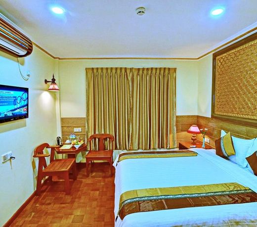 Hotel Yadanarbon