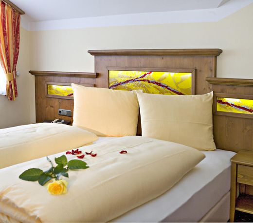 Cella Central Historic Boutique Hotel