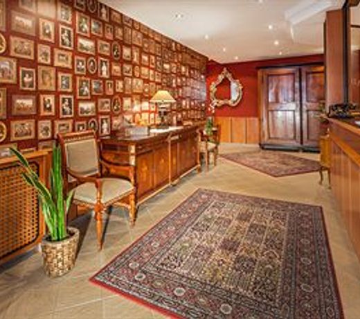 Cella Central Historic Boutique Hotel