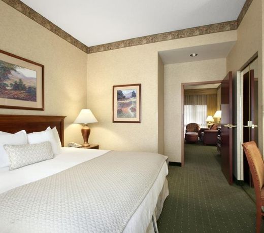 Embassy Suites Lincoln