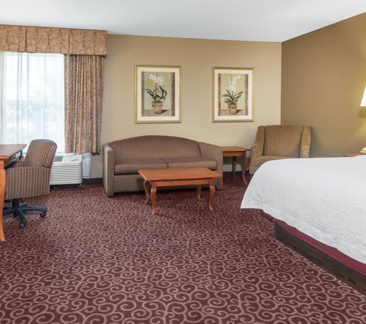 Hampton Inn South Heritage Park